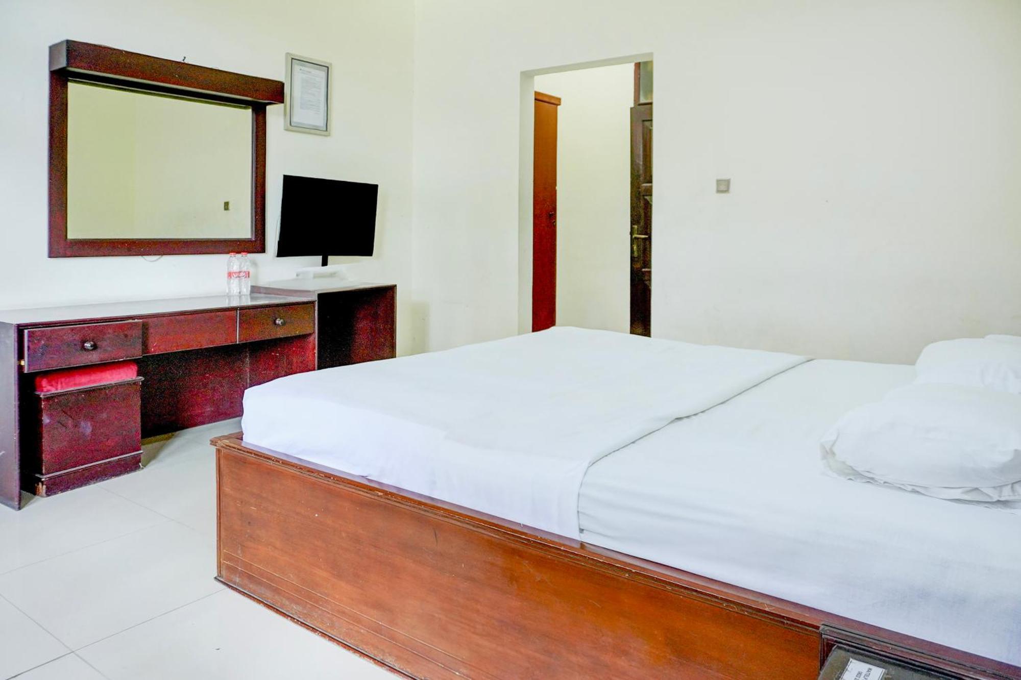 Collection O Near Pasar Batik Setono Formerly Jayadipa Hotel 2*